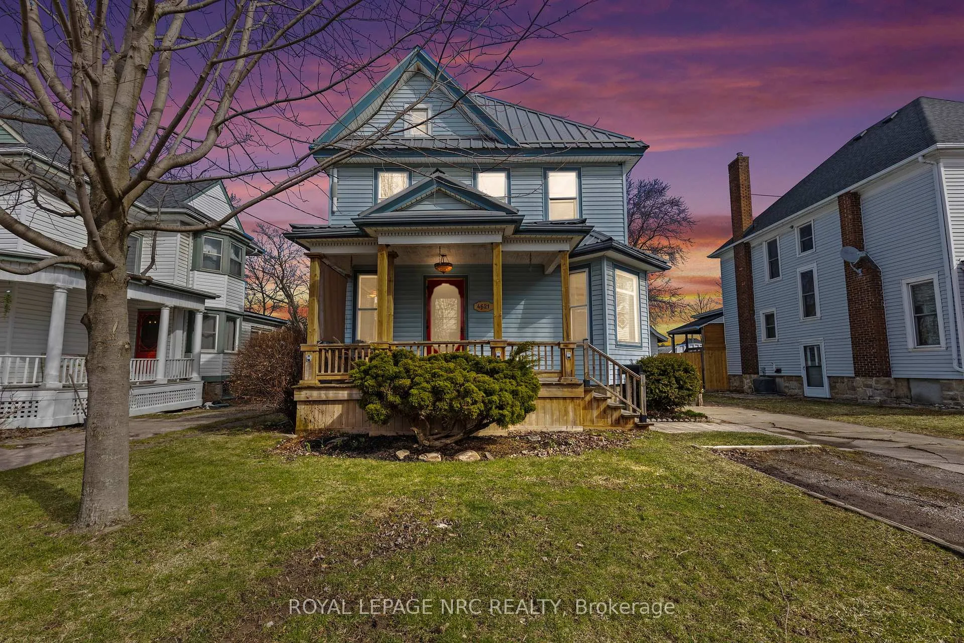 Photo 3 of 4621 Ellis Street, Niagara Falls, Downtown — HOMEH