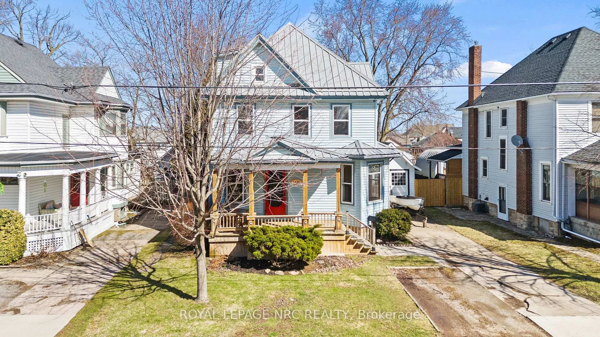 Photo 4 of 4621 Ellis Street, Niagara Falls, Downtown — HOMEH