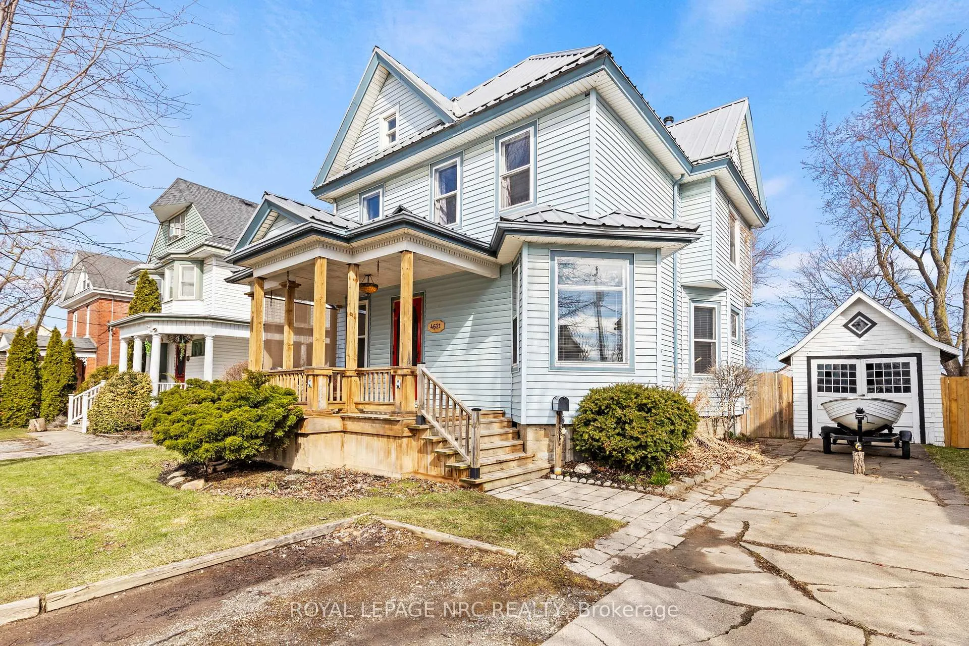 Photo 5 of 4621 Ellis Street, Niagara Falls, Downtown — HOMEH