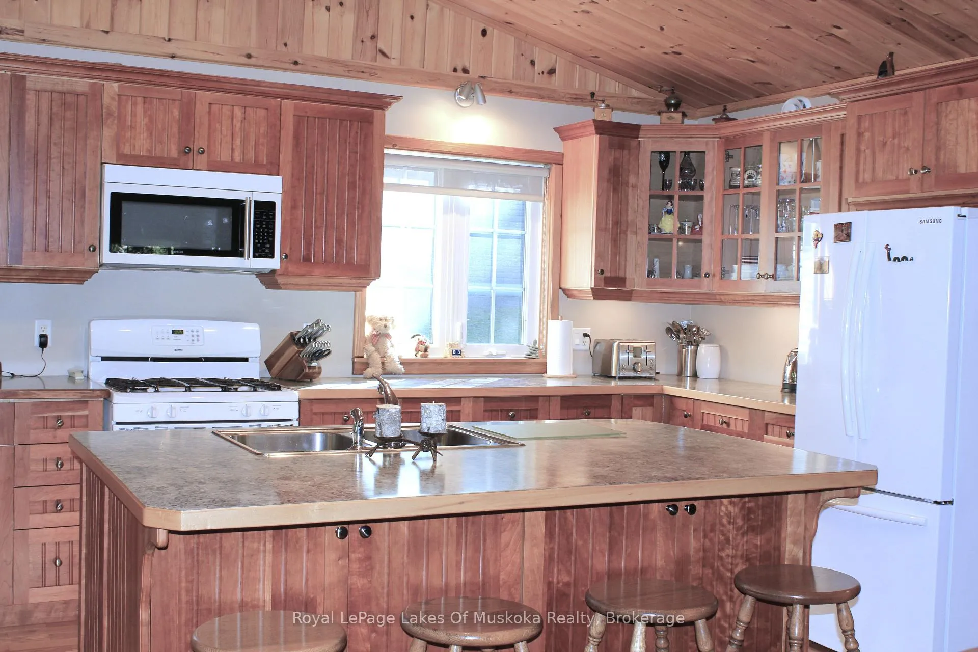 Photo 11 of 340 Wurm Road, Magnetawan — HOMEH