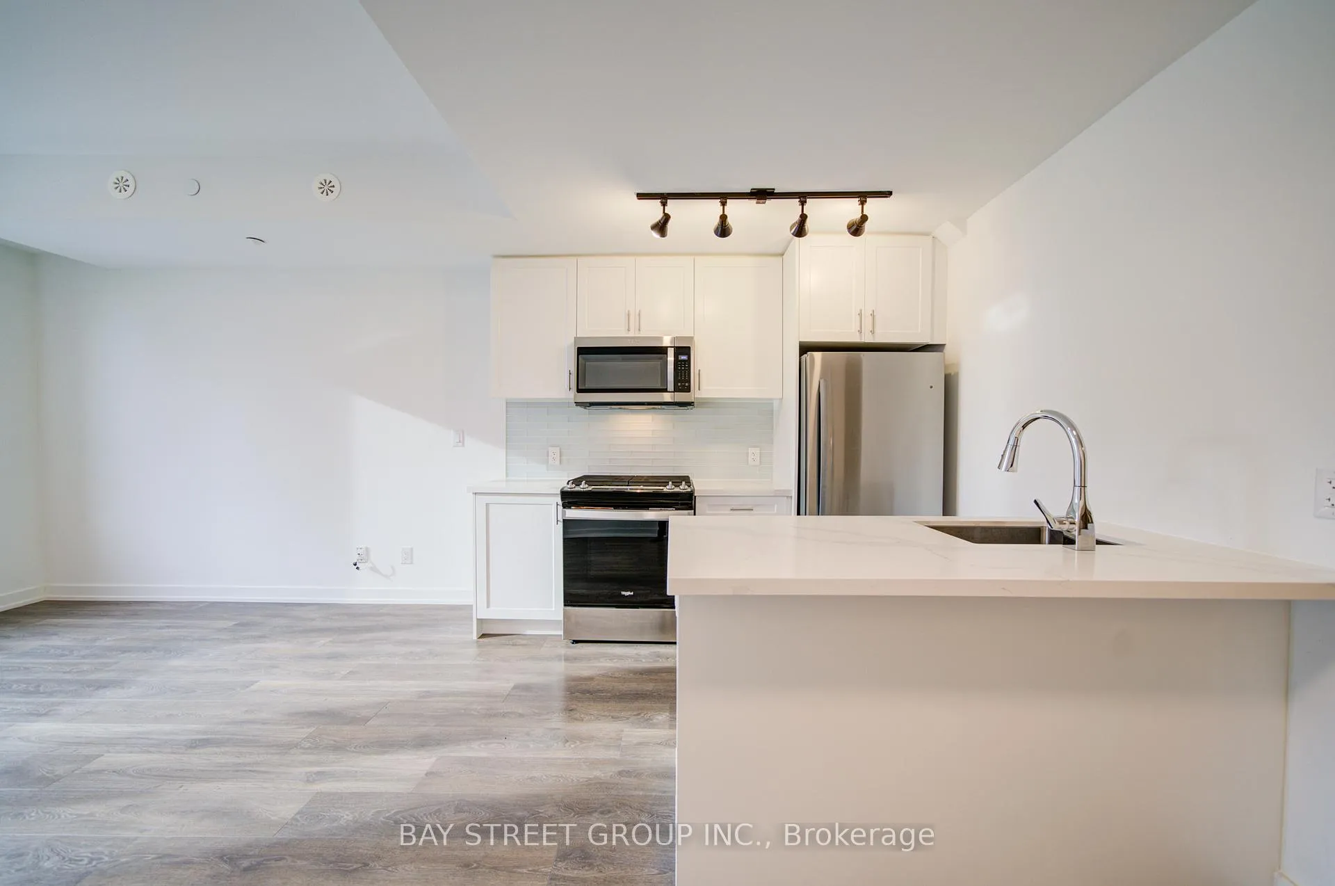 Photo 5 of Unit 7, 1479 O'Connor Drive, Toronto, O'Connor-Parkview — HOMEH