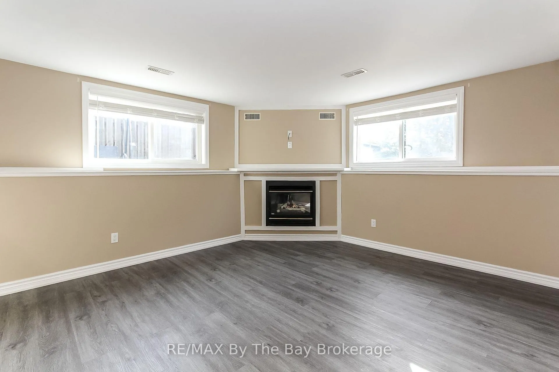 Photo 40 of 99 Lily Drive, Wasaga Beach — HOMEH
