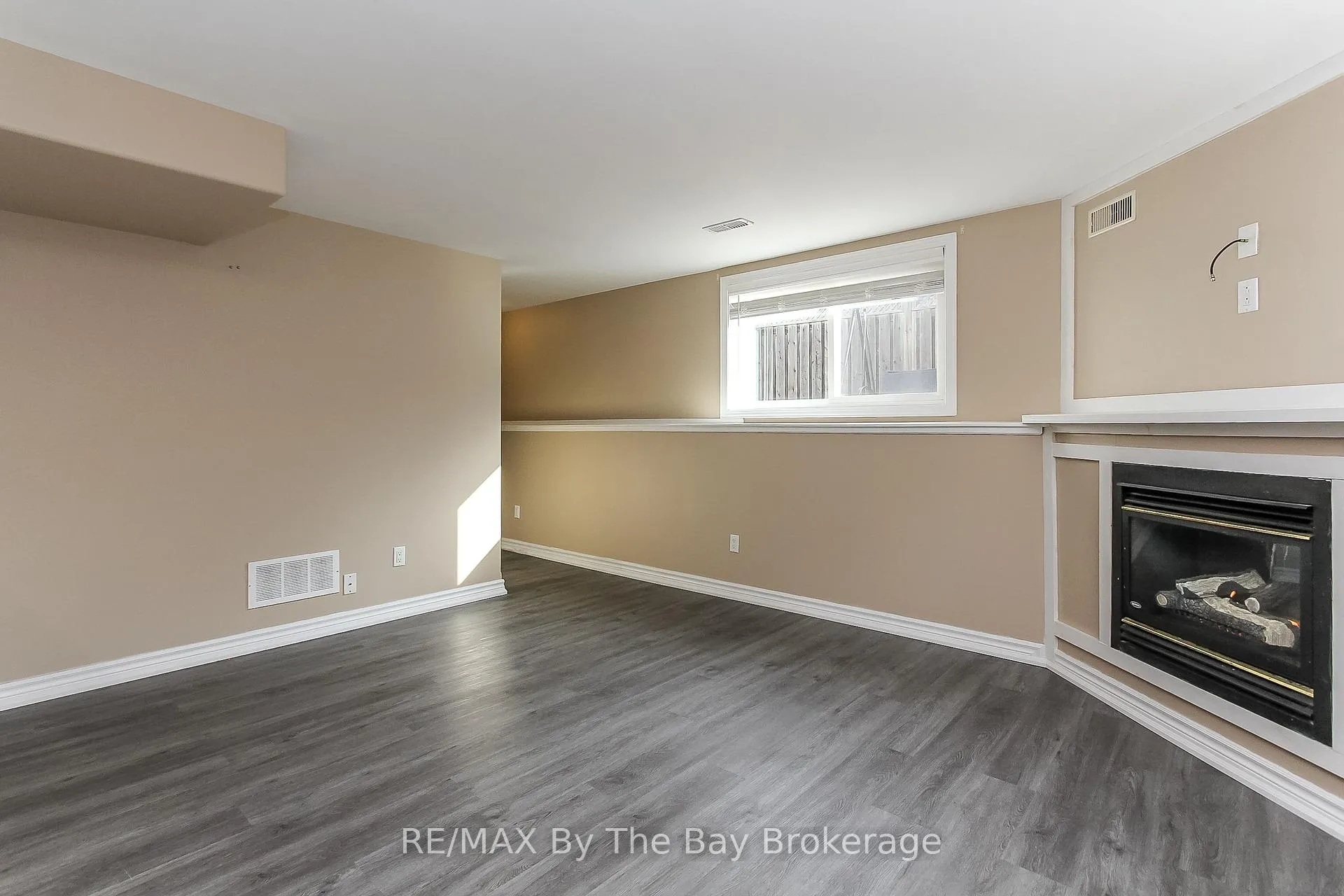 Photo 41 of 99 Lily Drive, Wasaga Beach — HOMEH