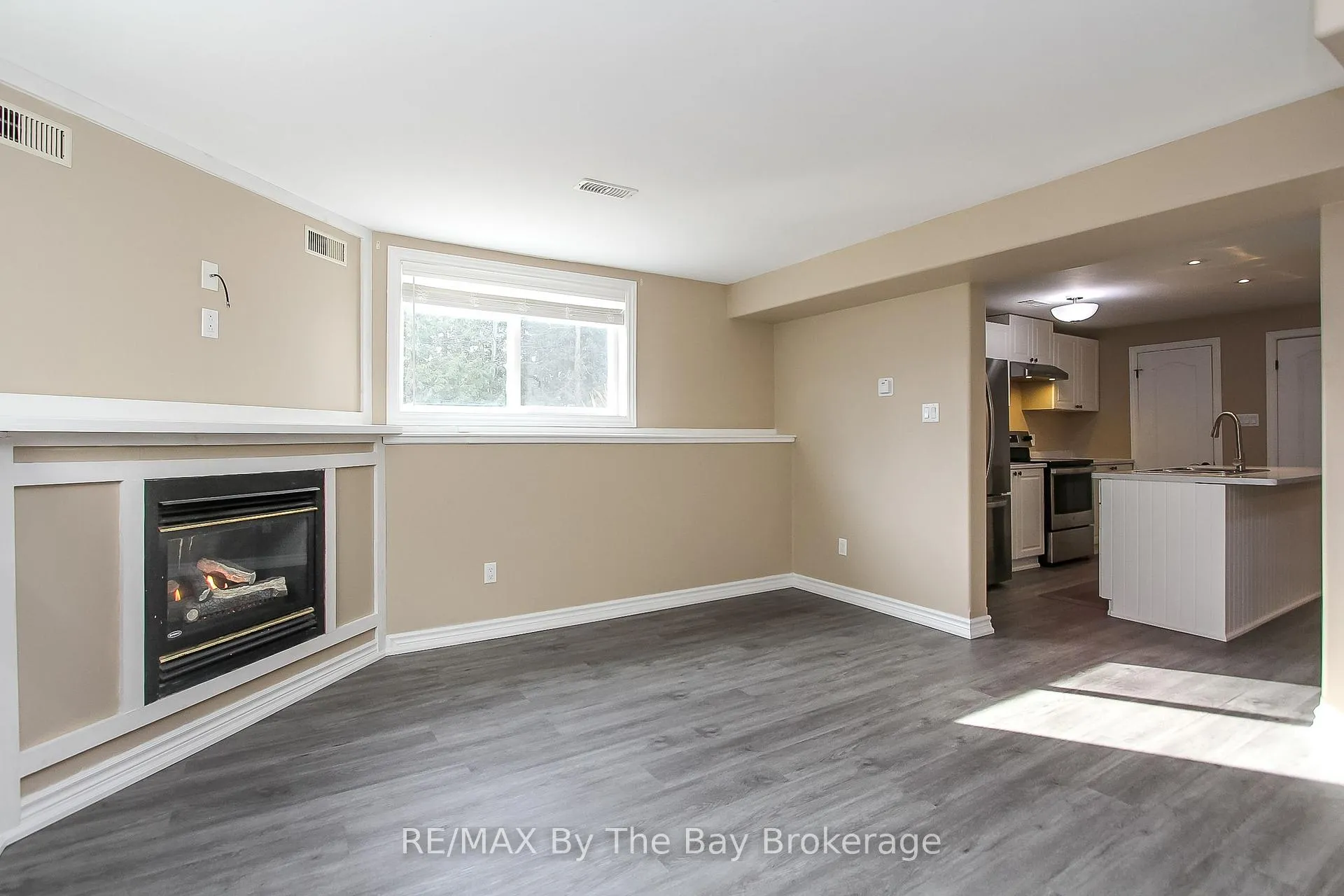 Photo 42 of 99 Lily Drive, Wasaga Beach — HOMEH