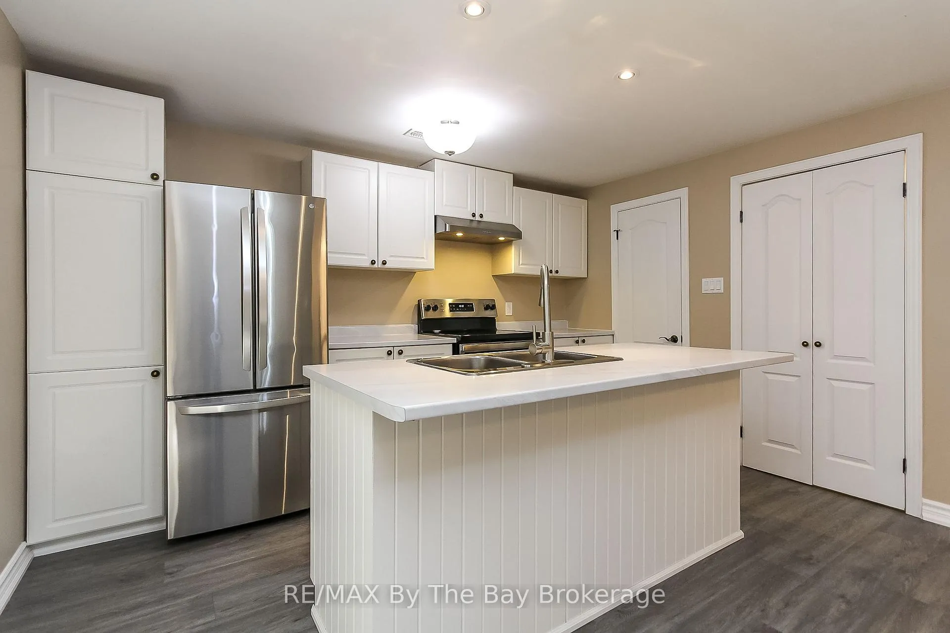 Photo 45 of 99 Lily Drive, Wasaga Beach — HOMEH