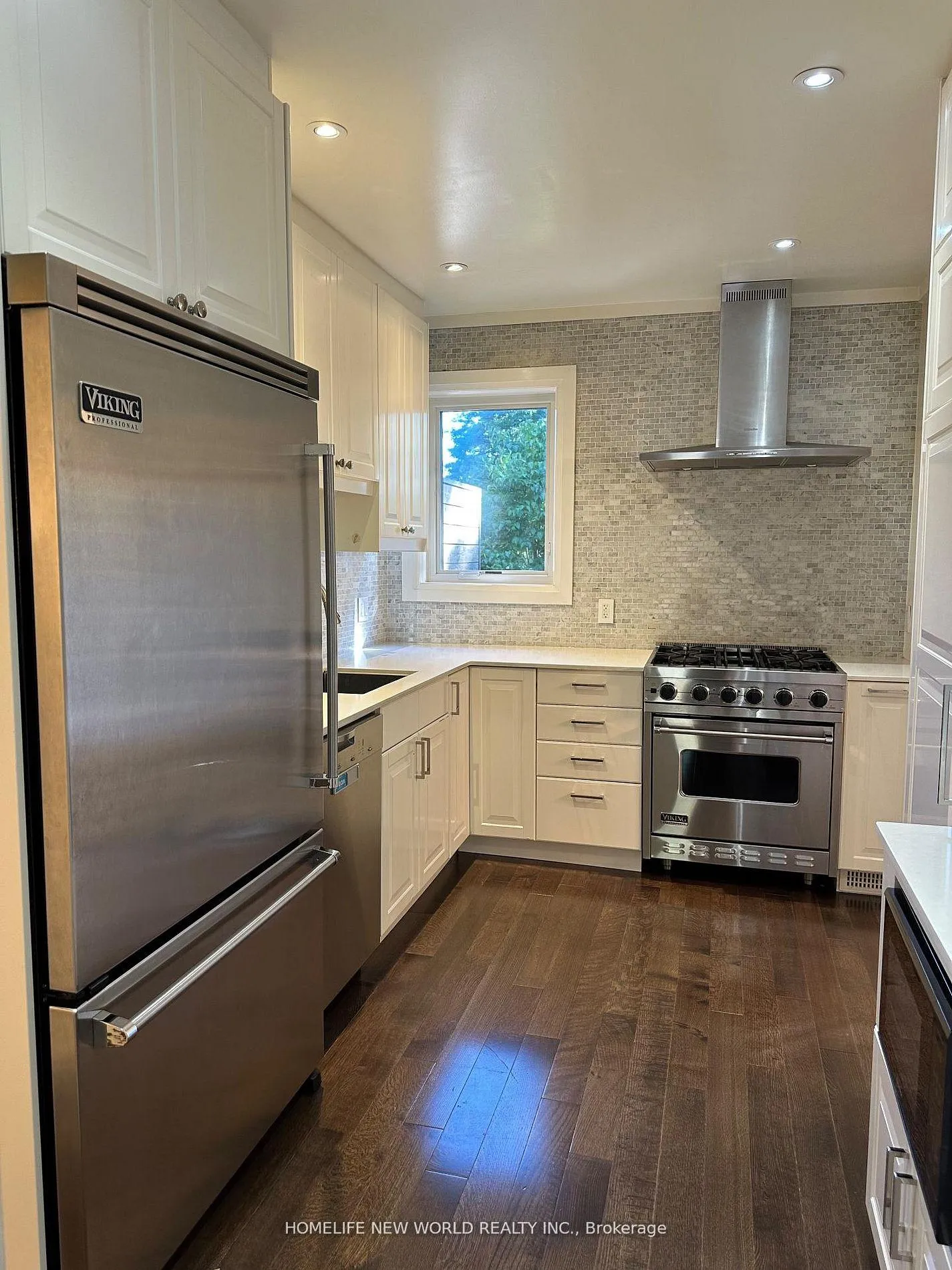 Photo 1 of 1621 Mount Pleasant Road, Toronto, Lawrence Park North — HOMEH
