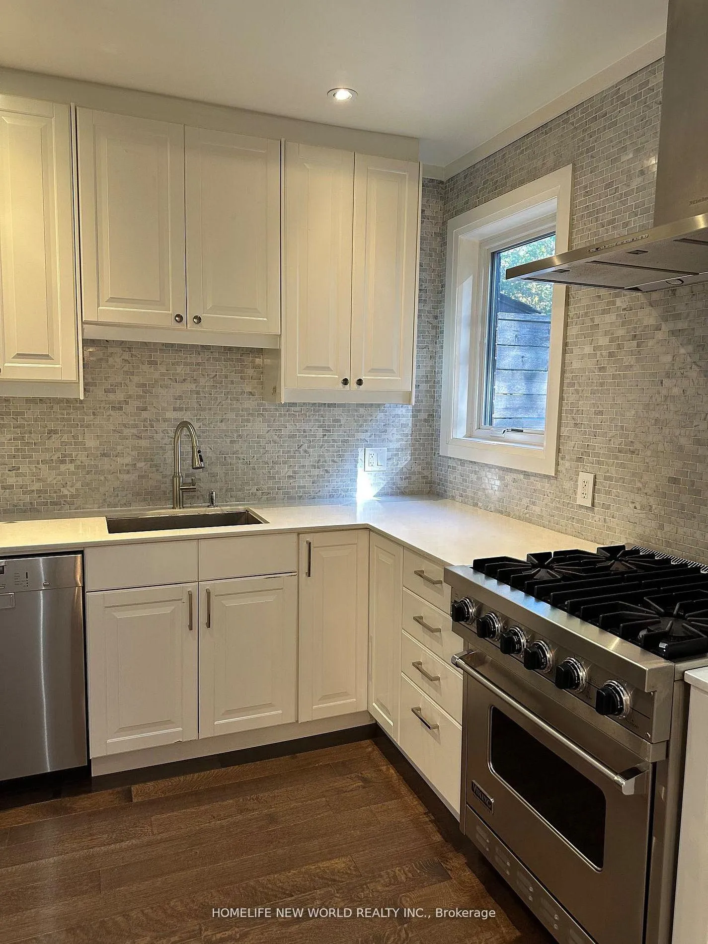 Photo 6 of 1621 Mount Pleasant Road, Toronto, Lawrence Park North — HOMEH