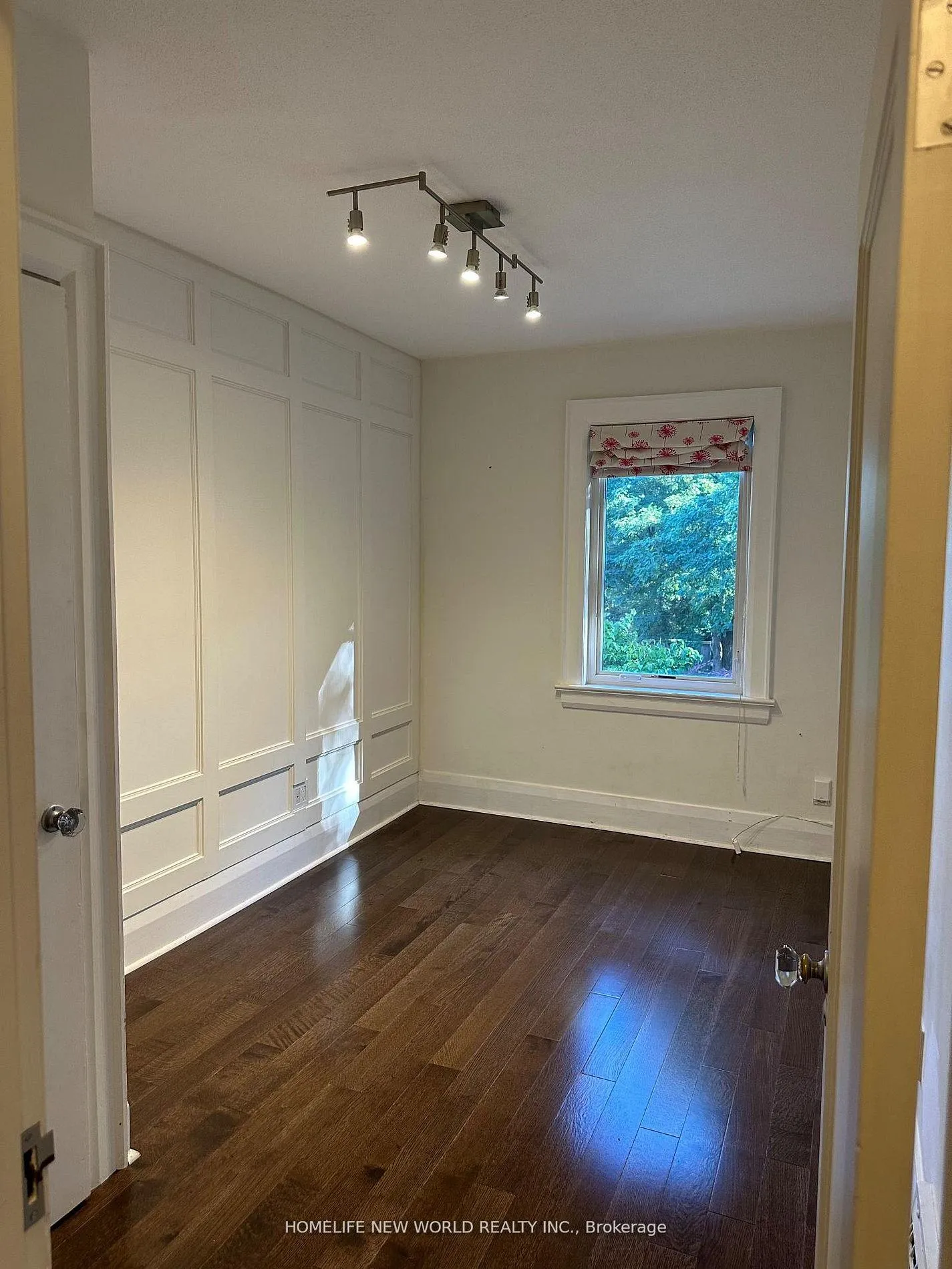 Photo 9 of 1621 Mount Pleasant Road, Toronto, Lawrence Park North — HOMEH