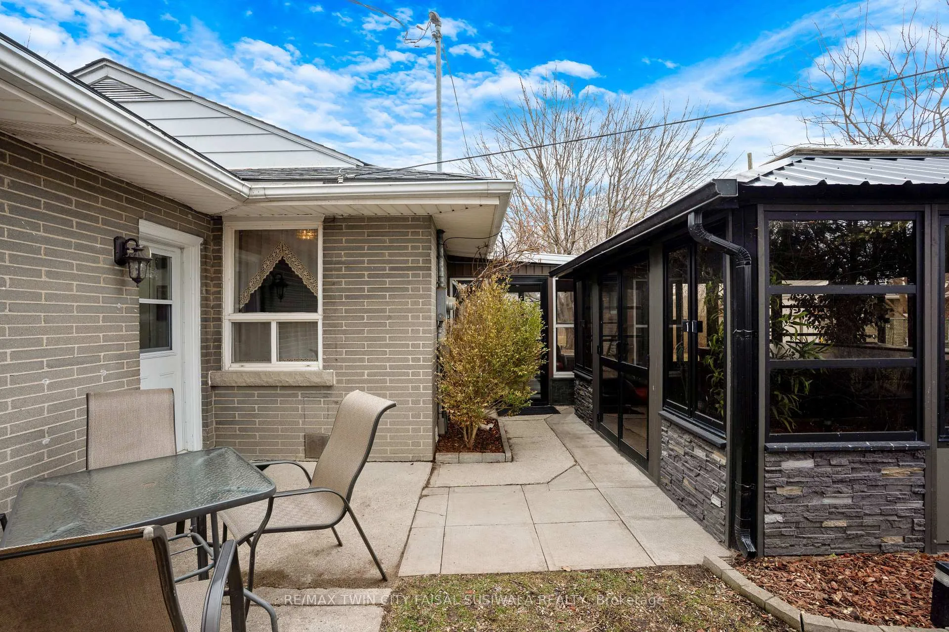 Photo 10 of 460 Bishop Street N, Cambridge — HOMEH