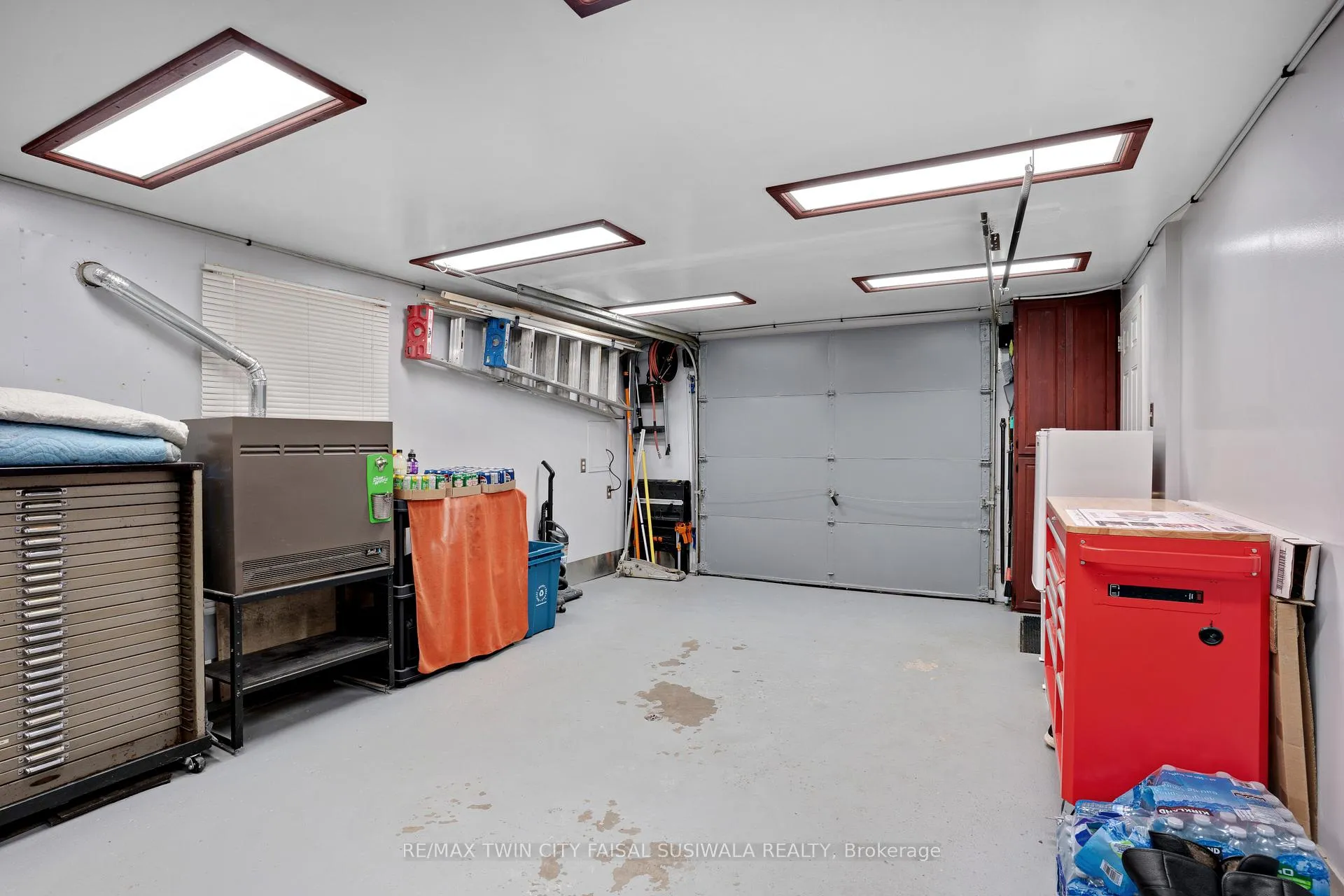 Photo 16 of 460 Bishop Street N, Cambridge — HOMEH