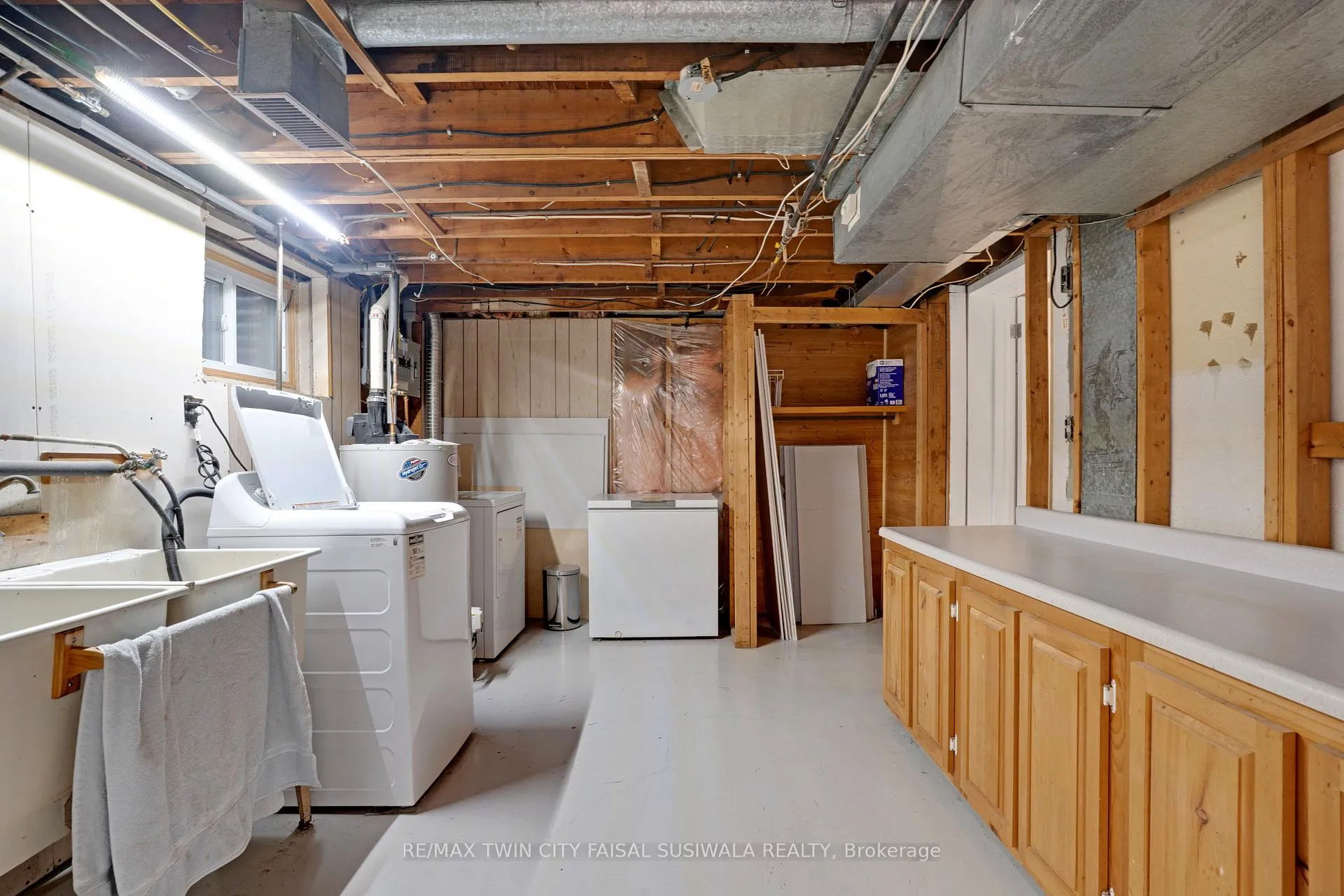 Photo 36 of 460 Bishop Street N, Cambridge — HOMEH