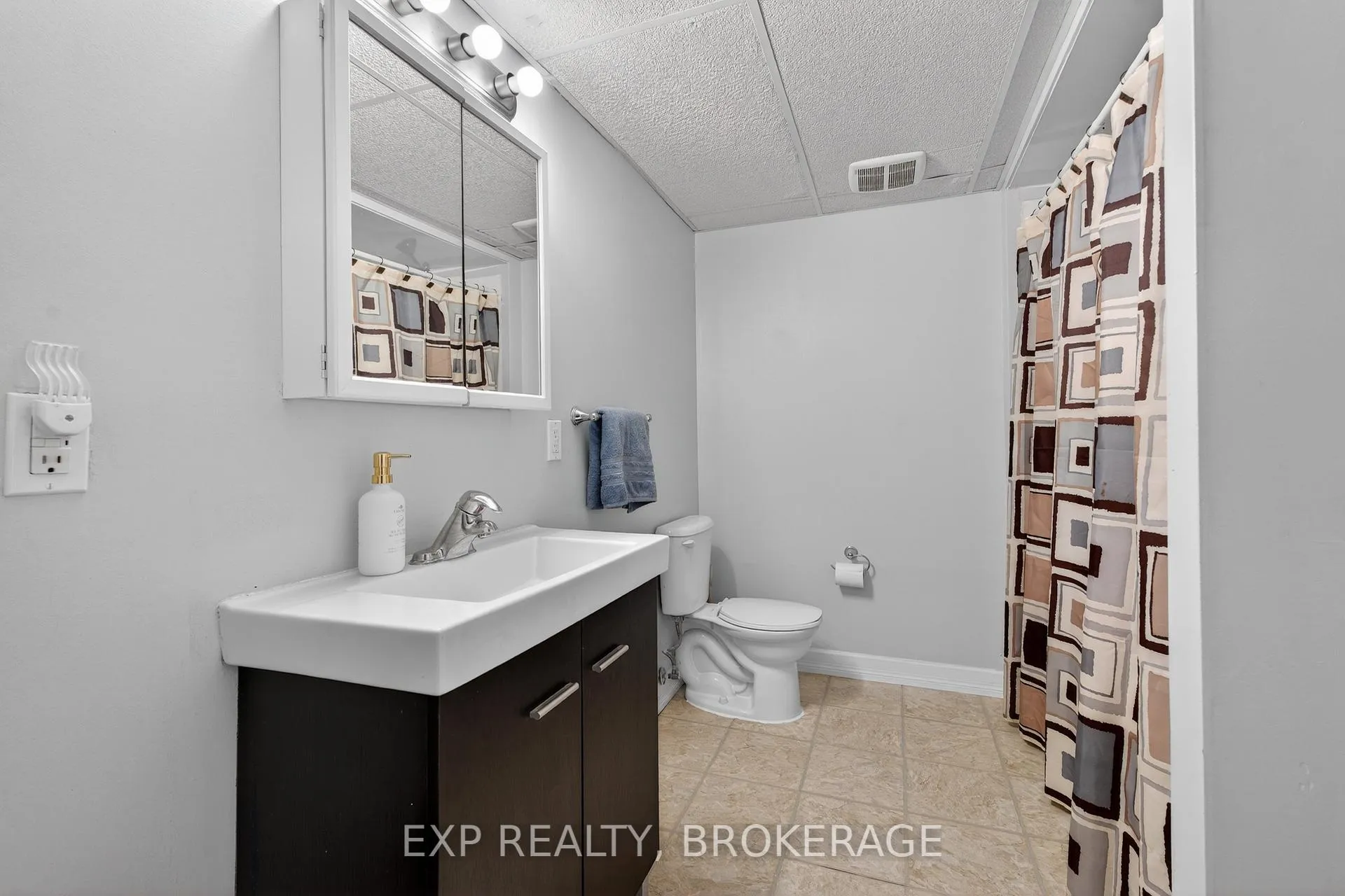 Photo 32 of 337 Melanie Avenue, Kingston, East Gardiners Rd — HOMEH