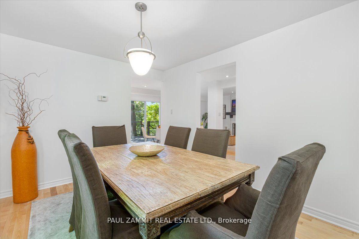 Photo 6 of 70 Braeburn Drive, Markham, Aileen-Willowbrook — HOMEH