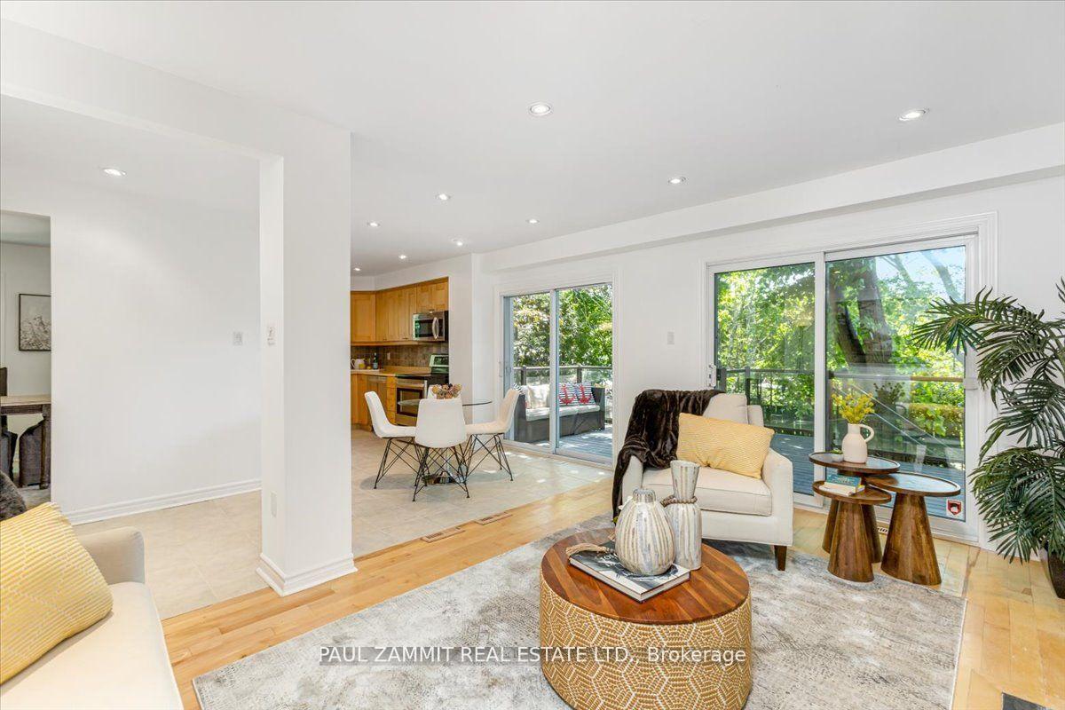 Photo 12 of 70 Braeburn Drive, Markham, Aileen-Willowbrook — HOMEH