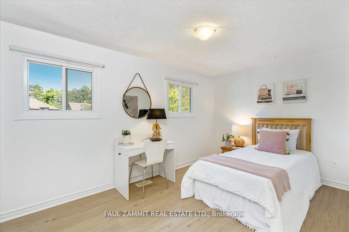 Photo 22 of 70 Braeburn Drive, Markham, Aileen-Willowbrook — HOMEH