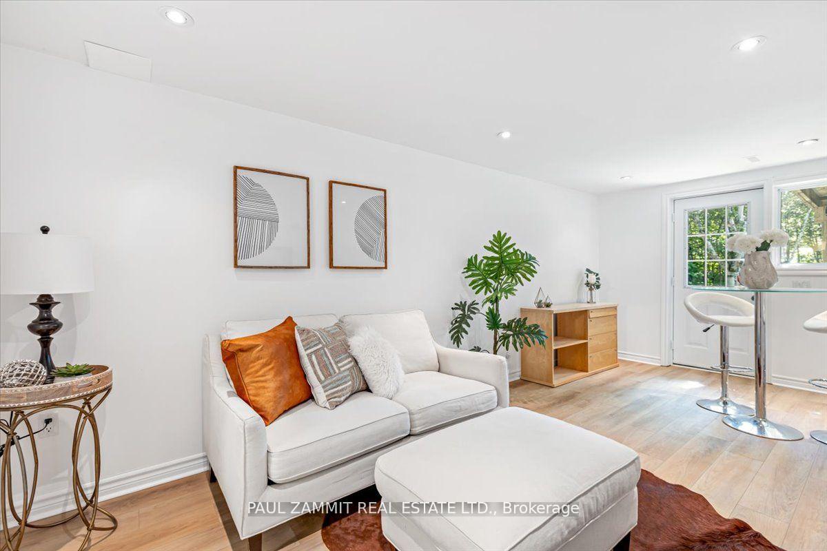 Photo 23 of 70 Braeburn Drive, Markham, Aileen-Willowbrook — HOMEH