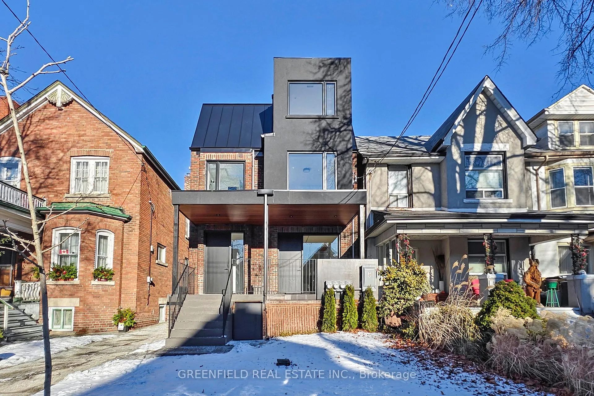 Front of Unit Lower Unit, 168 Pearson Avenue
