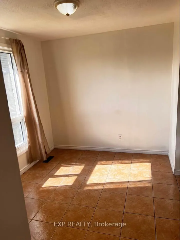 Photo 5 of Unit 24, 700 Paisley Road, Guelph, Willow West/Sugarbush/West Acres — HOMEH