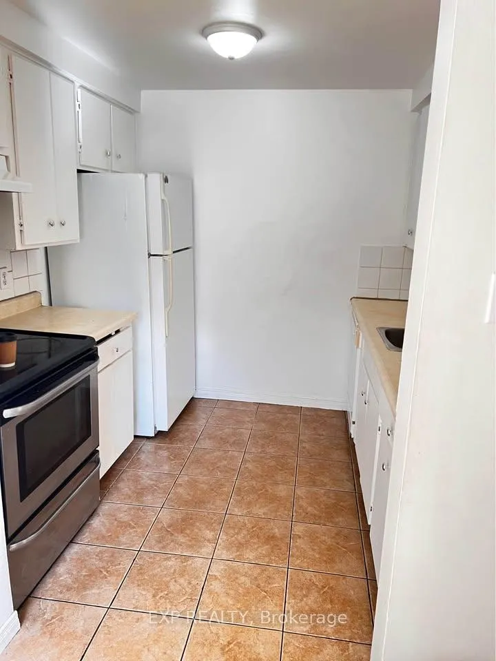Photo 6 of Unit 24, 700 Paisley Road, Guelph, Willow West/Sugarbush/West Acres — HOMEH