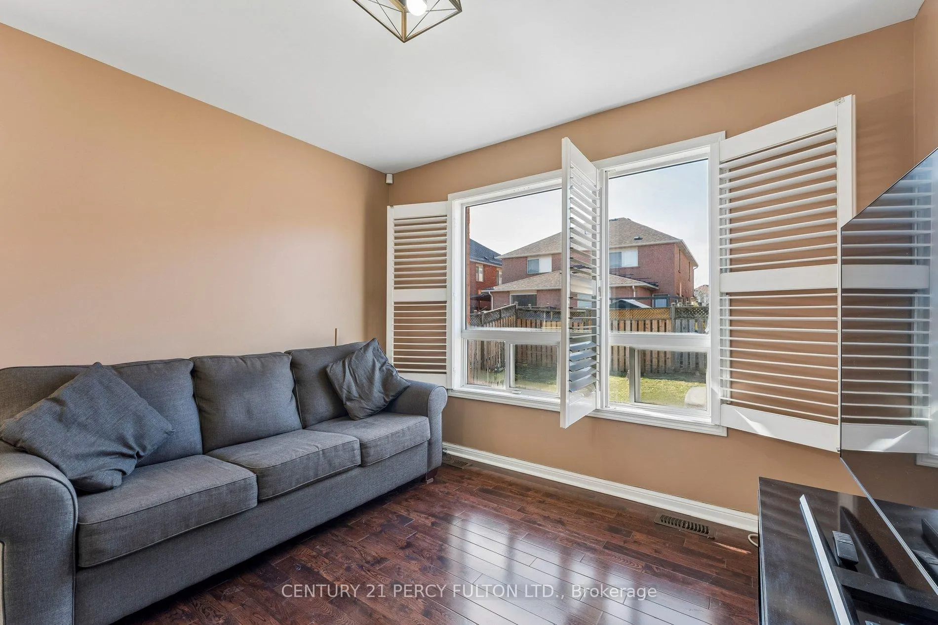 Photo 14 of 78 Herdwick Street, Brampton, Gore Industrial North — HOMEH