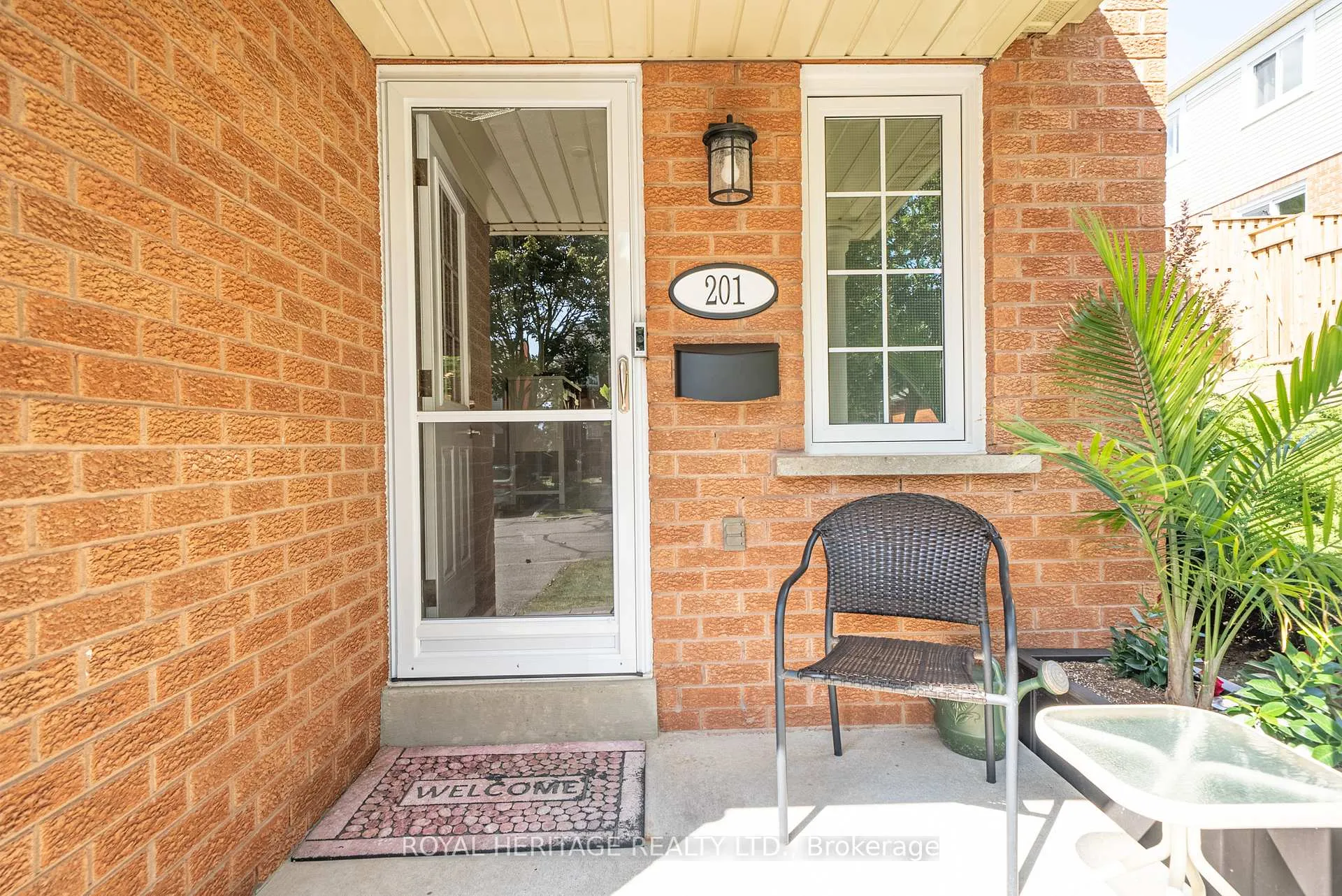 Photo 4 of Unit 201, 10 Bassett Boulevard, Whitby, Pringle Creek — HOMEH