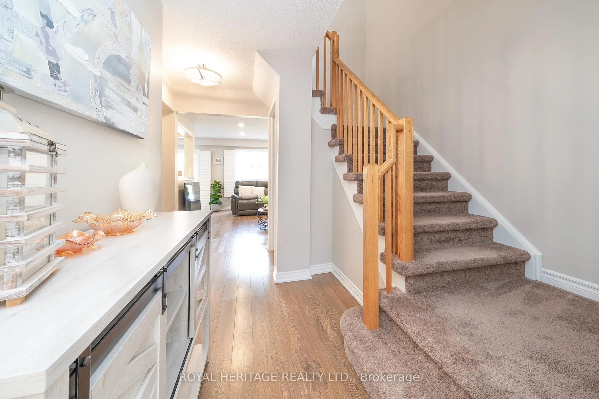 Photo 5 of Unit 201, 10 Bassett Boulevard, Whitby, Pringle Creek — HOMEH