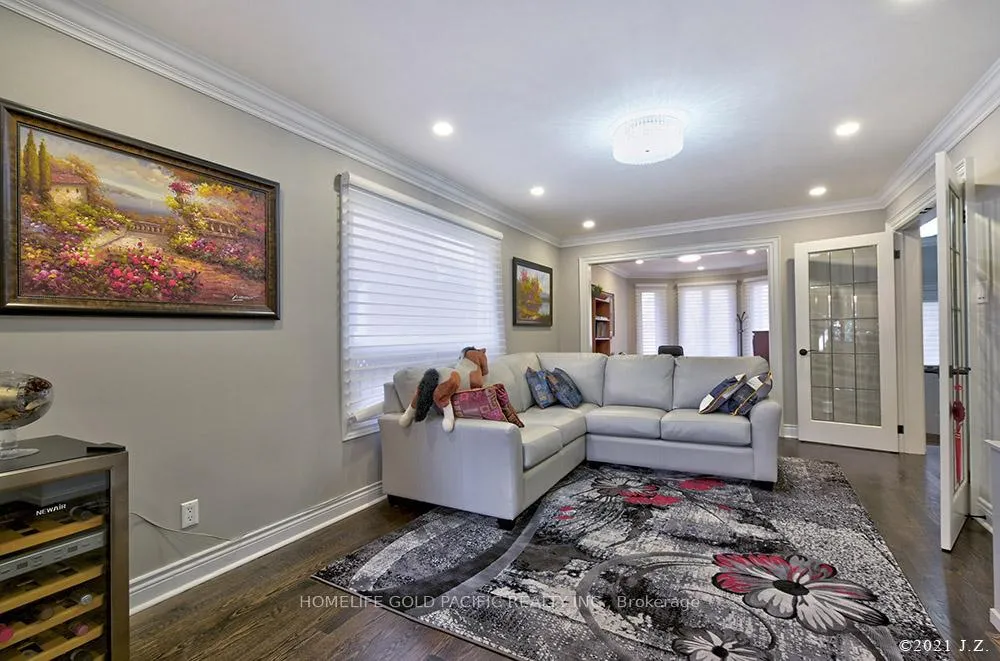 Photo 7 of 48 Havagal Crescent, Markham, Markville — HOMEH