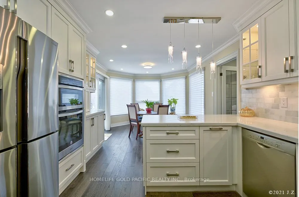 Photo 13 of 48 Havagal Crescent, Markham, Markville — HOMEH