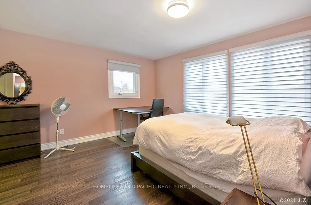 Photo 27 of 48 Havagal Crescent, Markham, Markville — HOMEH