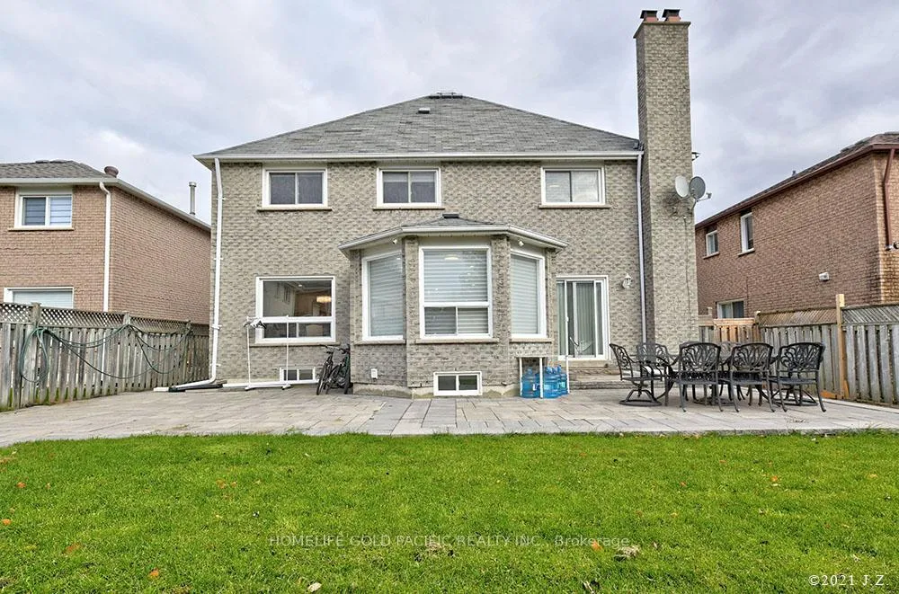 Photo 40 of 48 Havagal Crescent, Markham, Markville — HOMEH