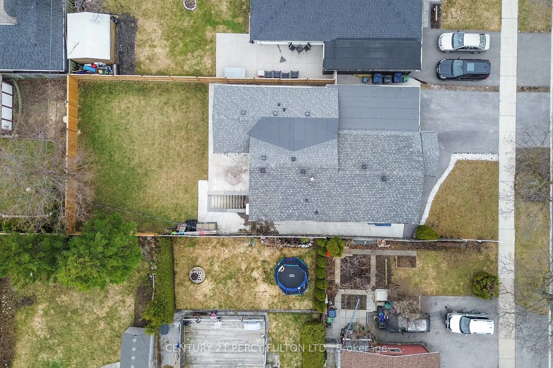 Photo 46 of 26 Farley Crescent, Etobicoke, Willowridge-Martingrove-Richview — HOMEH