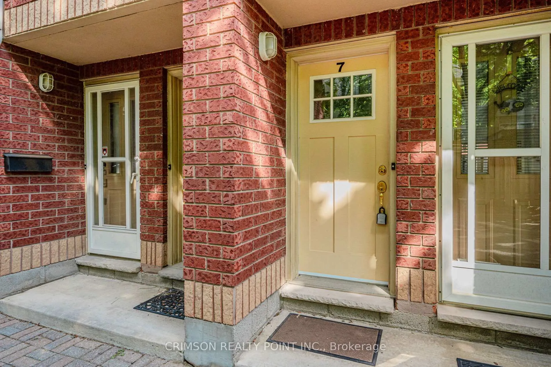 Photo 1 of Unit 7, 266 Limeridge Road E, Hamilton, Bruleville — HOMEH