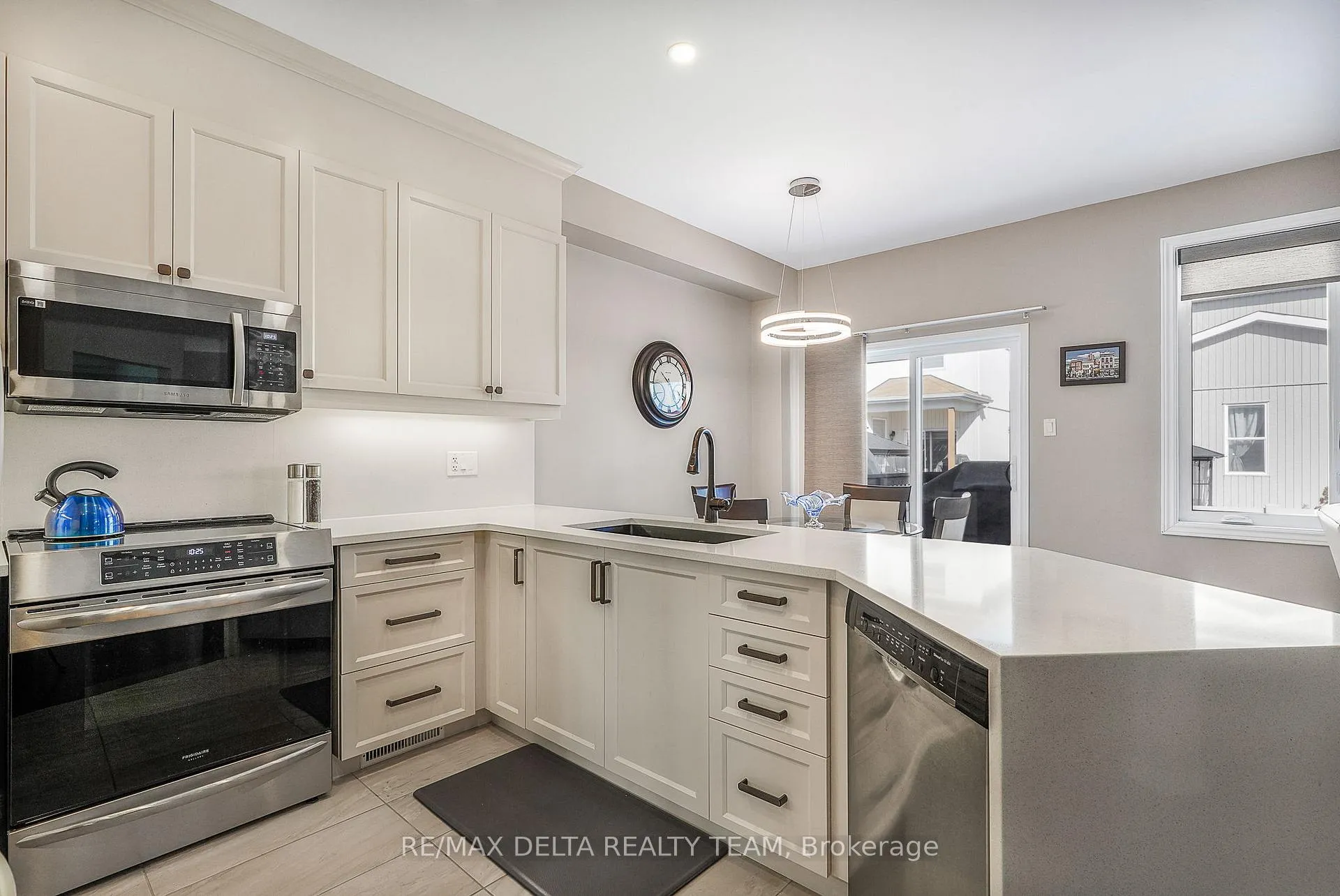 Photo 14 of 1021 Fieldfair Way, Ottawa, Notting Hill/Summerside — HOMEH