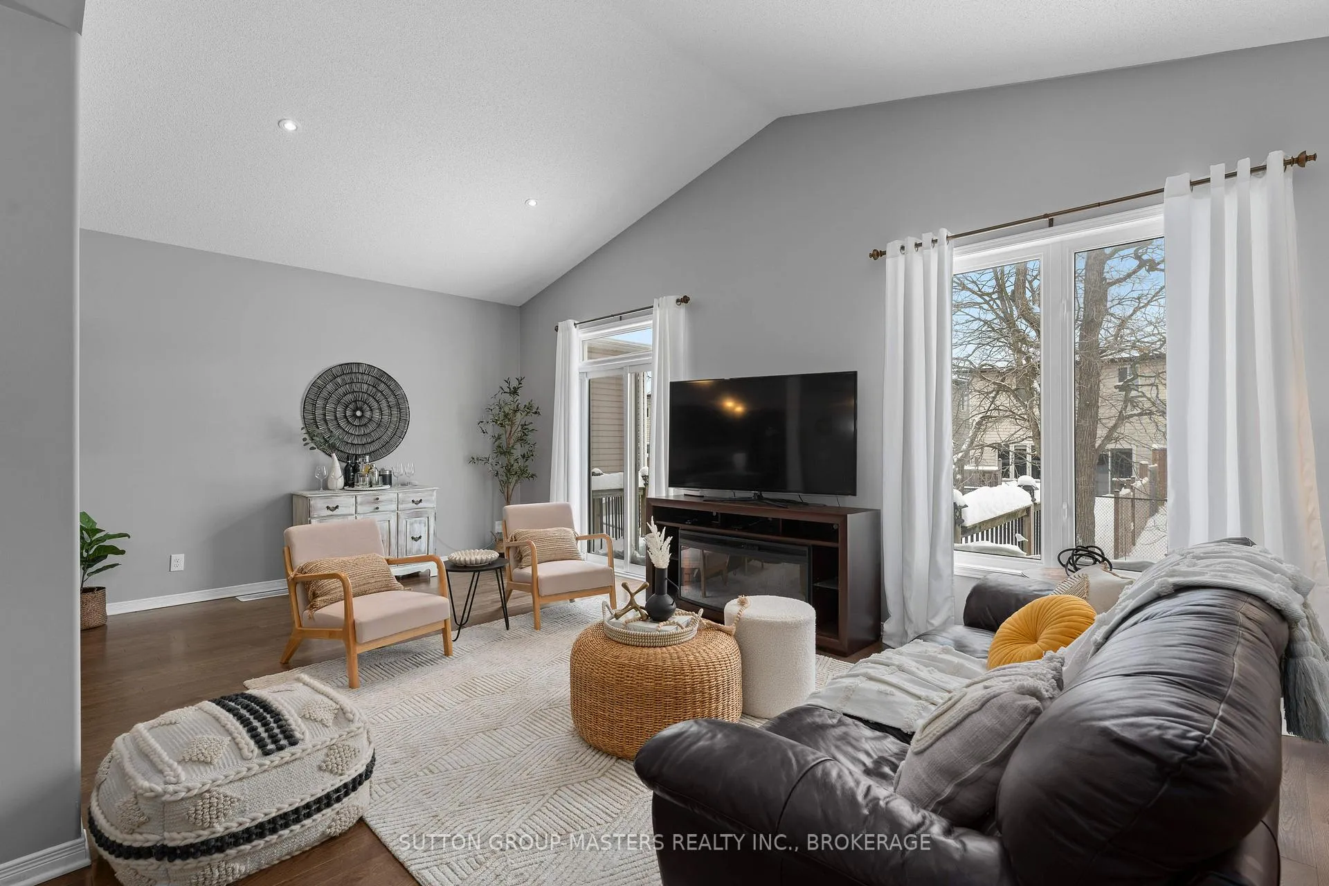 Photo 14 of 1606 Crimson Crescent, Kingston, City Northwest — HOMEH
