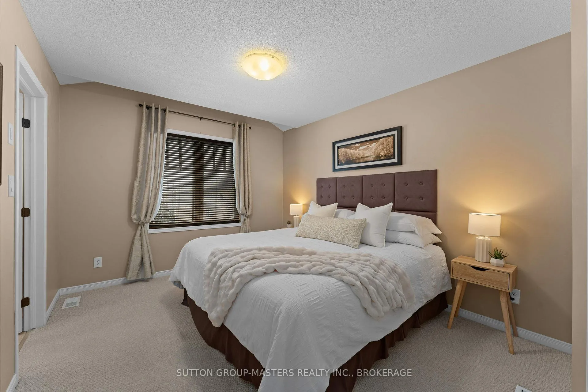 Photo 20 of 1606 Crimson Crescent, Kingston, City Northwest — HOMEH
