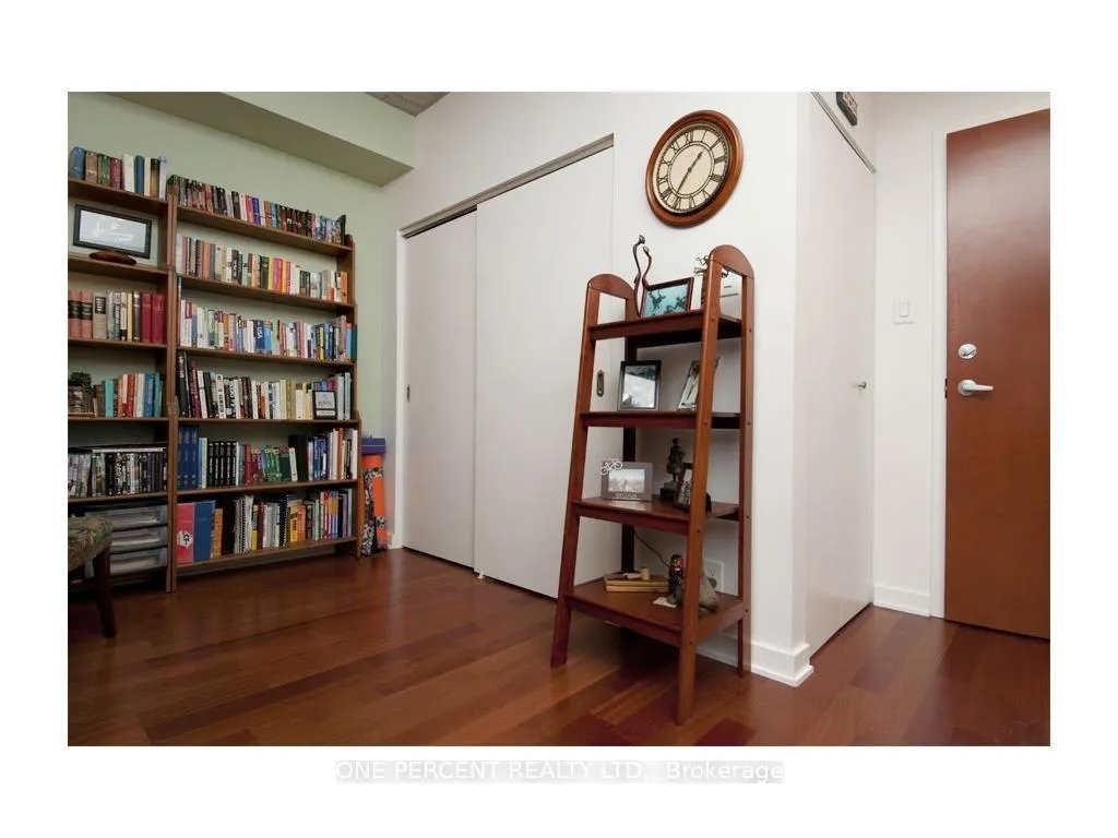Photo 4 of Unit 1208, 324 Laurier Avenue W, Ottawa, Ottawa Centre — HOMEH