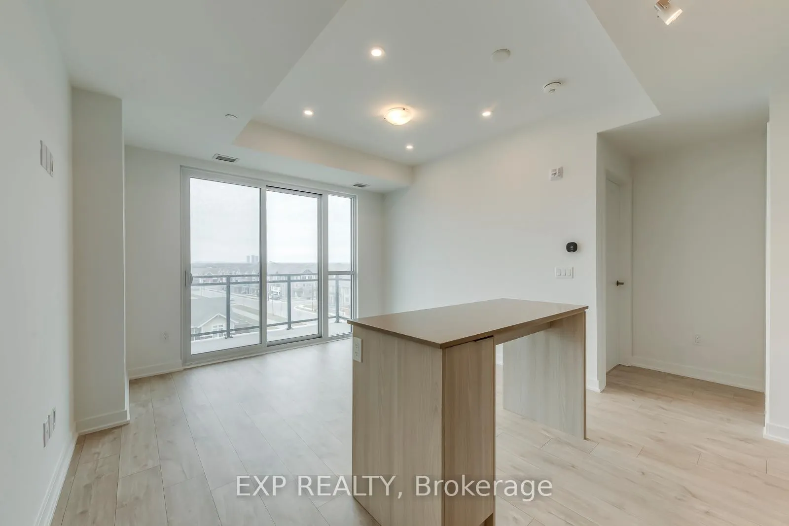 Photo 10 of Unit 506, 770 Whitlock Avenue, Milton, Cobban — HOMEH