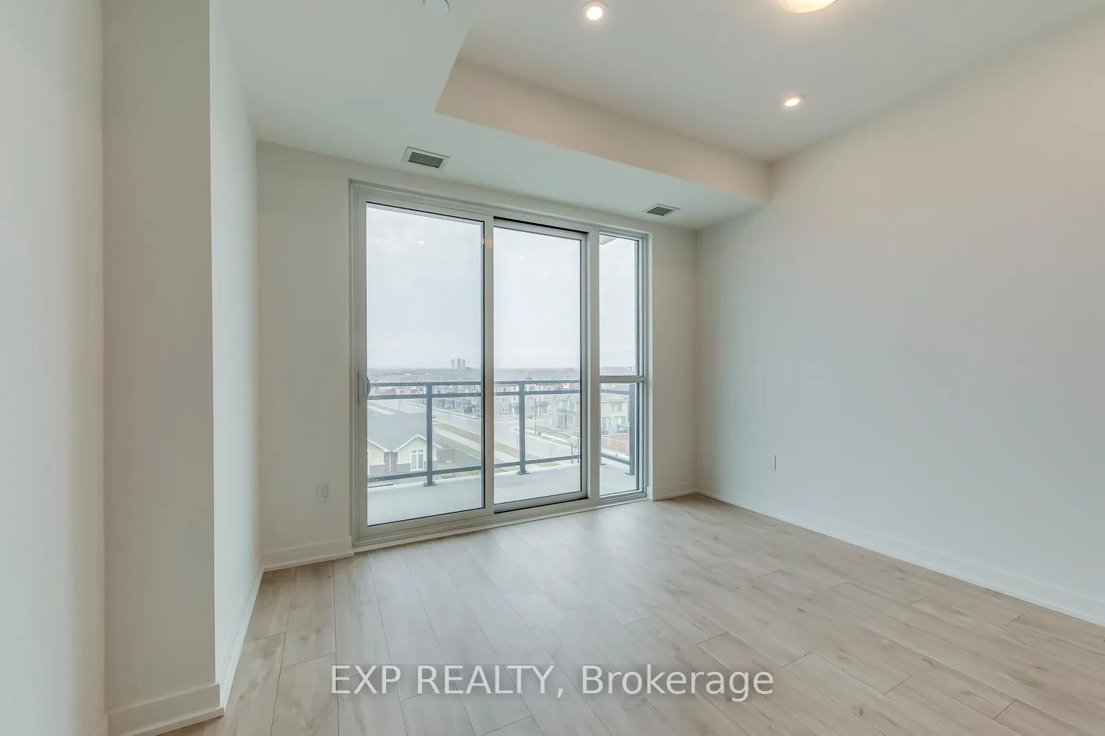 Photo 14 of Unit 506, 770 Whitlock Avenue, Milton, Cobban — HOMEH
