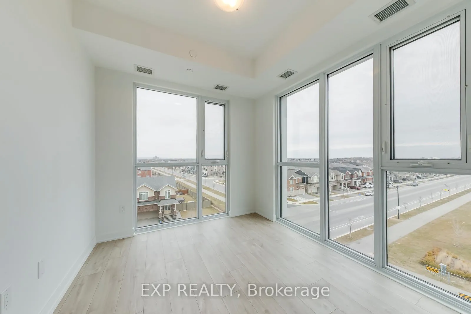 Photo 21 of Unit 506, 770 Whitlock Avenue, Milton, Cobban — HOMEH