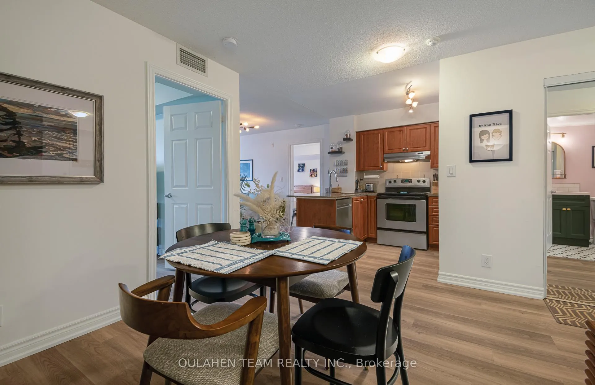 Photo 4 of Unit 516, 225 Wellesley Street E, Toronto, Cabbagetown-South St. James Town — HOMEH