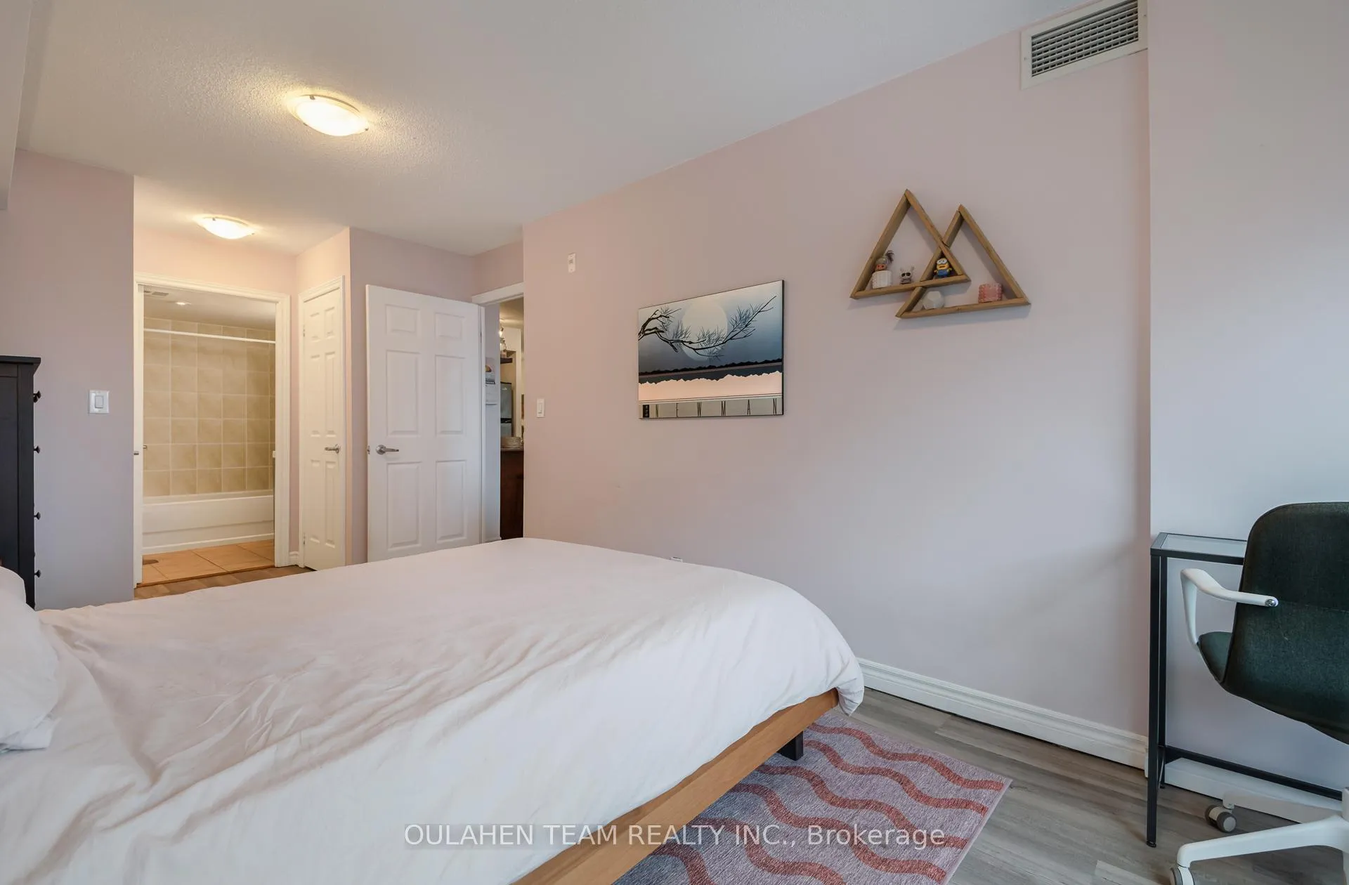 Photo 13 of Unit 516, 225 Wellesley Street E, Toronto, Cabbagetown-South St. James Town — HOMEH