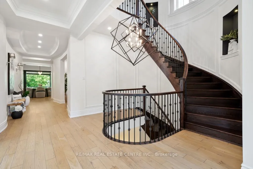 Photo 22 of 10 Crown Forest Court, Brampton, Bram West — HOMEH