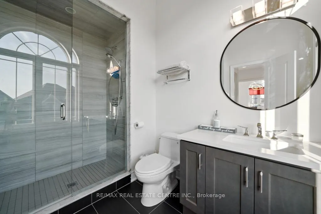 Photo 33 of 10 Crown Forest Court, Brampton, Bram West — HOMEH