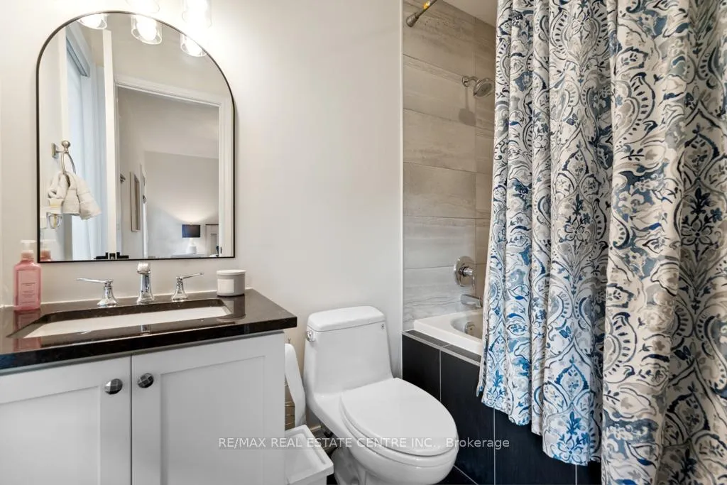 Photo 36 of 10 Crown Forest Court, Brampton, Bram West — HOMEH