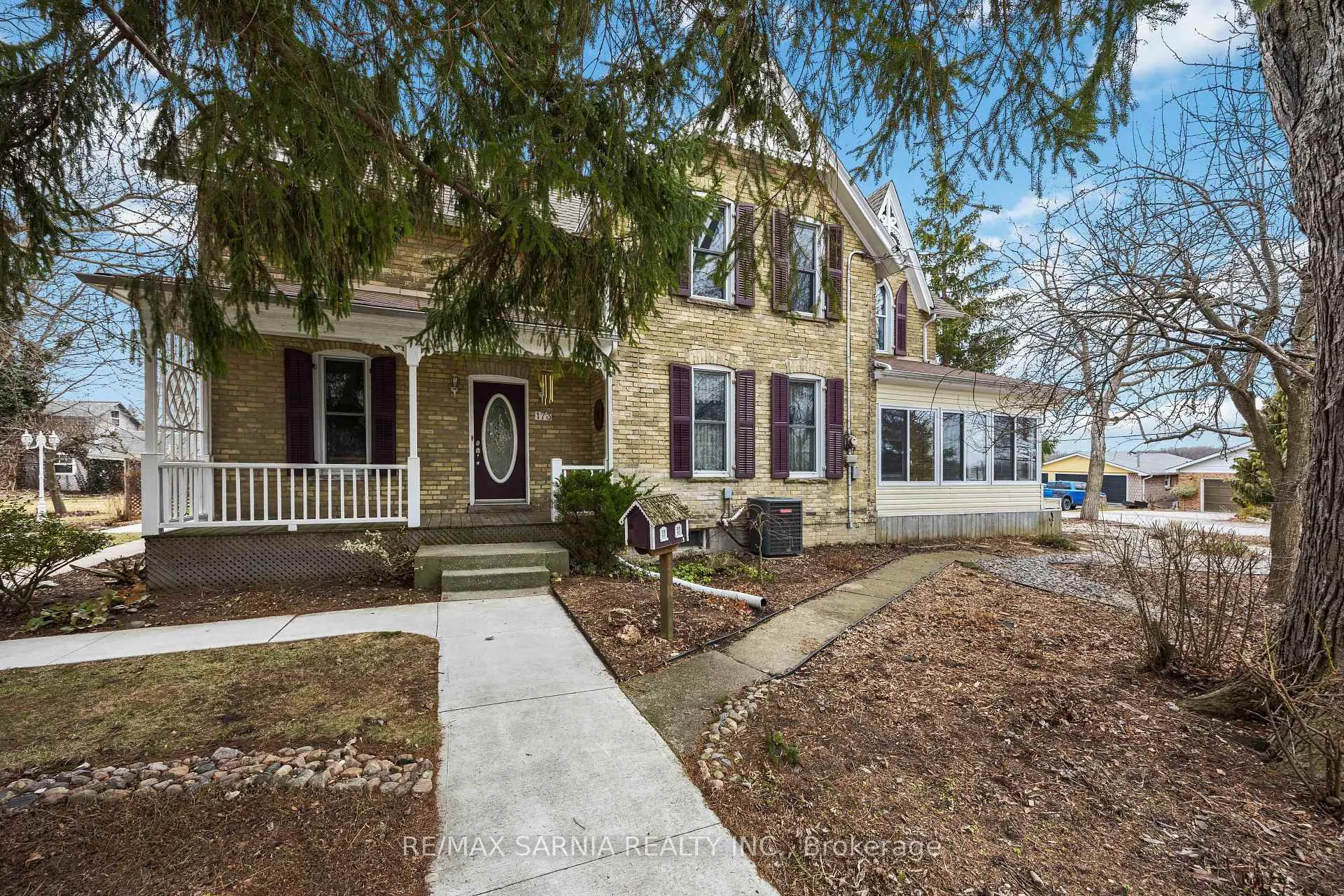 Photo 3 of 173 Paget Street, St. Clair — HOMEH