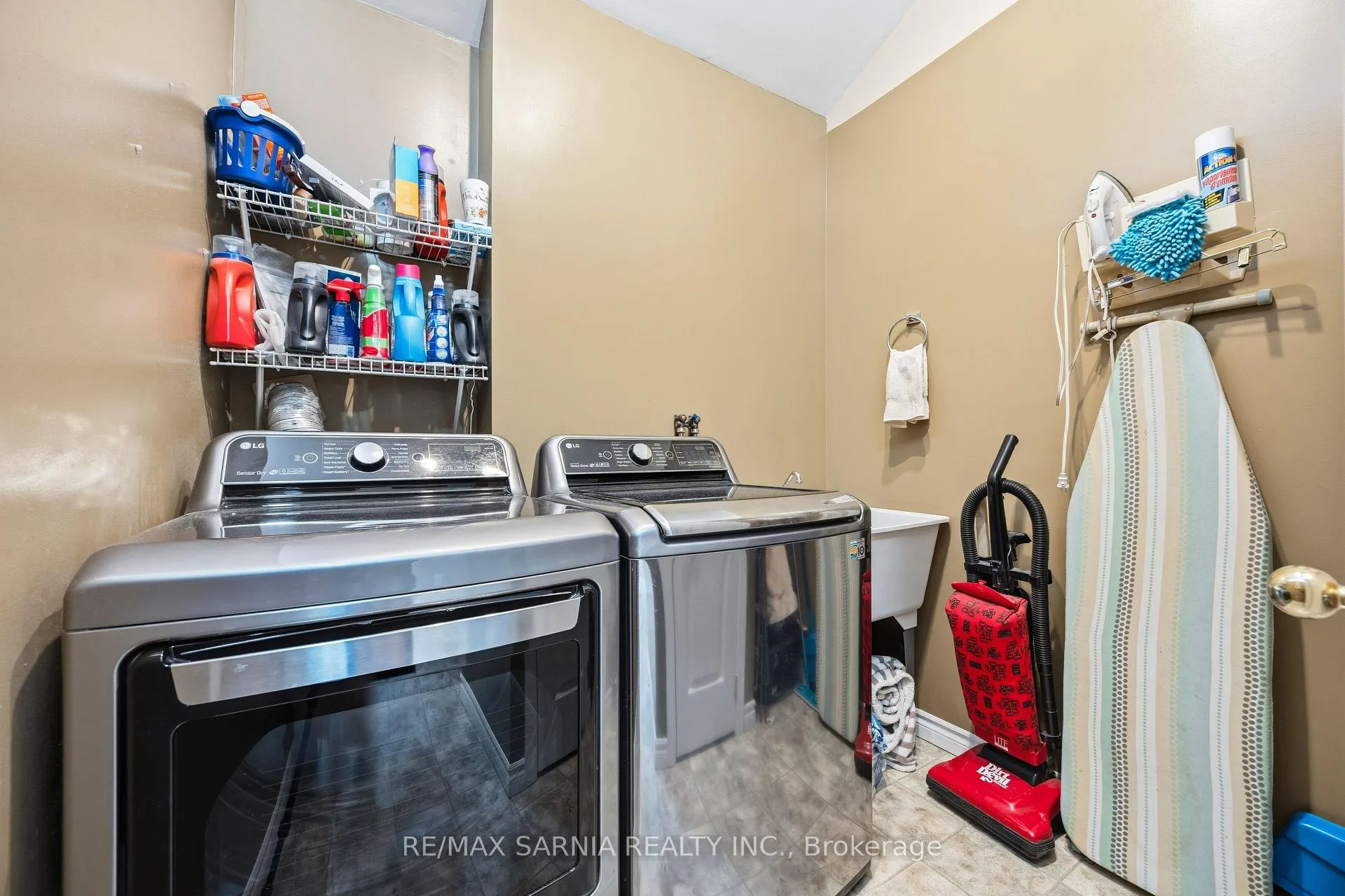 Photo 32 of 173 Paget Street, St. Clair — HOMEH