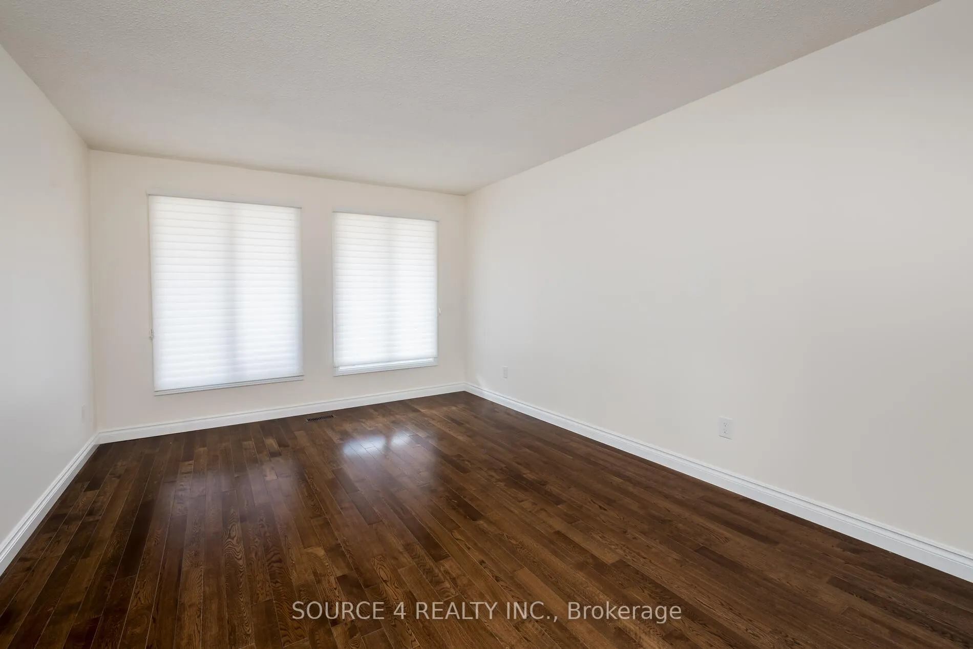 Photo 3 of 33 Princeton Terrace, Brampton, Northgate — HOMEH