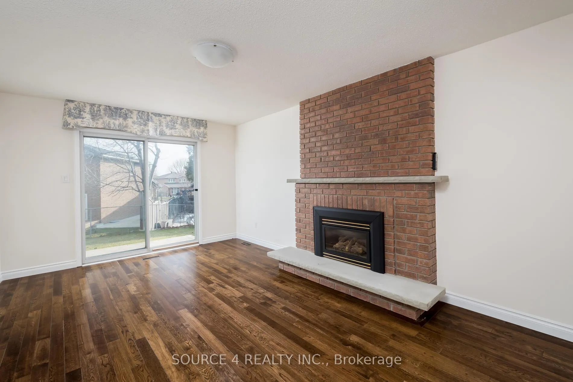 Photo 5 of 33 Princeton Terrace, Brampton, Northgate — HOMEH