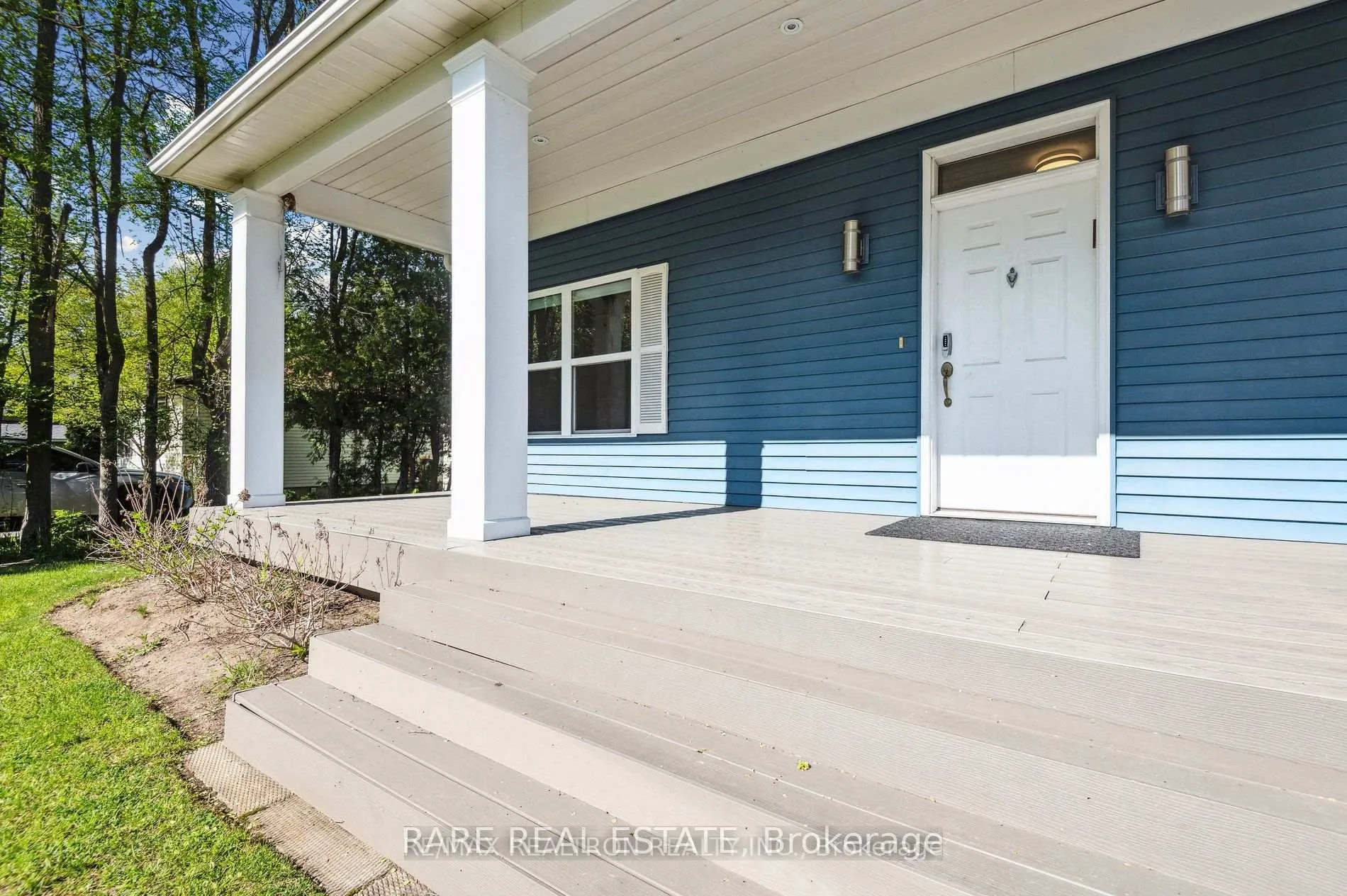Photo 2 of 1231 Temple Avenue, Innisfil, Rural Innisfil — HOMEH