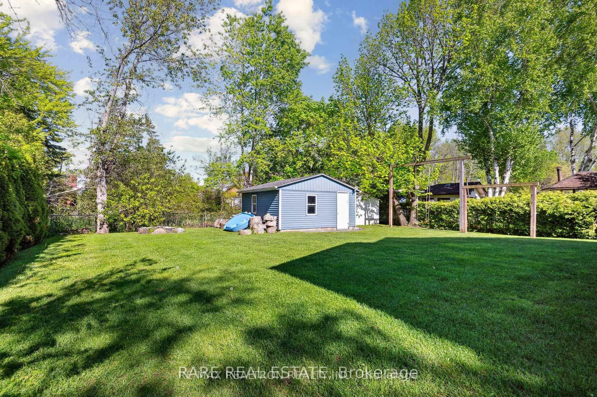 Photo 13 of 1231 Temple Avenue, Innisfil, Rural Innisfil — HOMEH